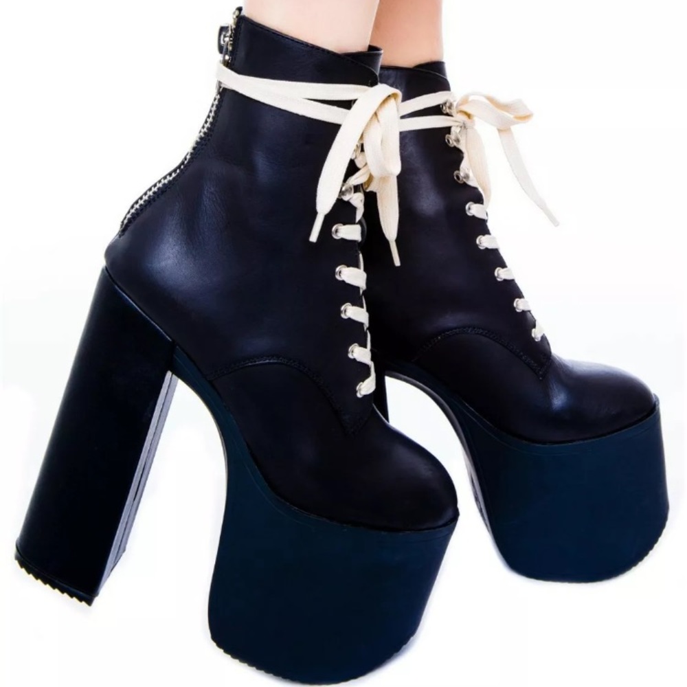UNIF Salem Boots ✨RARE ✨ NEW